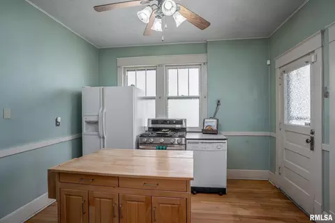 2118 14th St, Moline, IL 61265 photo 7