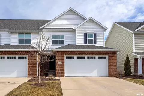 4423 Slate Creek Dr, Bettendorf, IA 52722
