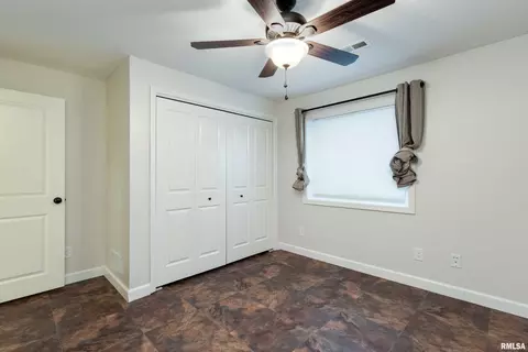 1714 E 6th St, Coal Valley, IL 61240 photo 24