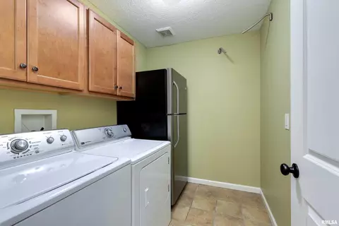 1714 E 6th St, Coal Valley, IL 61240 photo 20