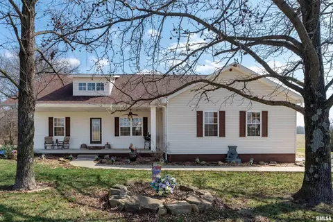 12178 Old Frankfort Rd, Marion, IL 62959