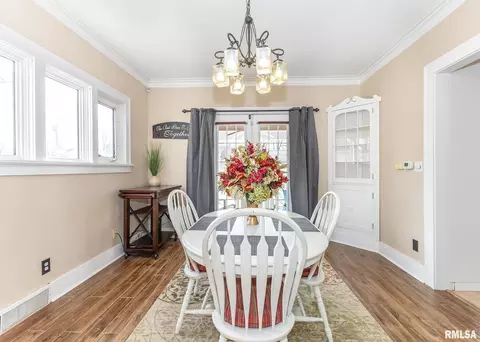 2428 15th Ave, Moline, IL 61265 photo 9