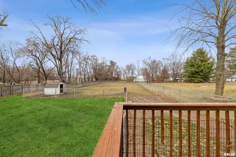 1108 W Main St, Thomson, IL 61285 photo 16