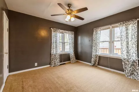 1108 W Main St, Thomson, IL 61285 photo 12