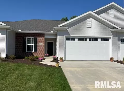 5675 Kristi Ln, Bettendorf, IA 52722