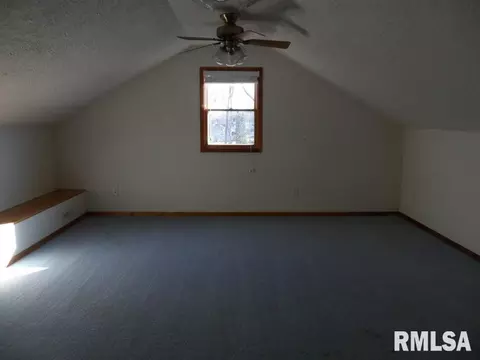 314 E 4th St, Wilton, IA 52778 photo 5