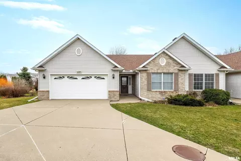 420 Celeste Cir, Blue Grass, IA 52726