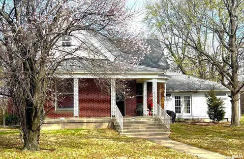501 N Russell St, Marion, IL 62959