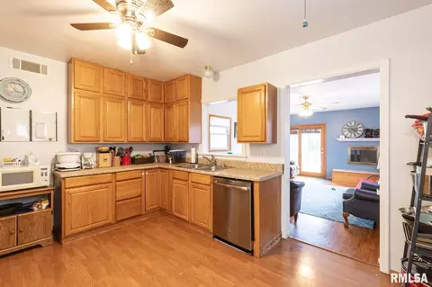 524 28th Ave, Moline, IL 61265 photo 7
