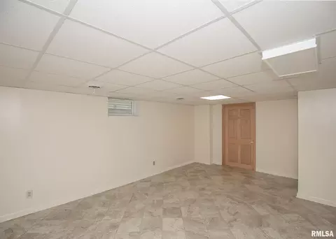 2319 6th St, Moline, IL 61265 photo 23