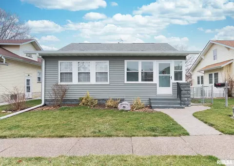 2319 6th St, Moline, IL 61265 photo 2