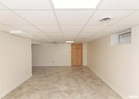 2319 6th St, Moline, IL 61265 photo 24