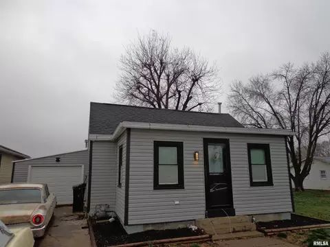 1723 N 17th St, Quincy, IL 62301