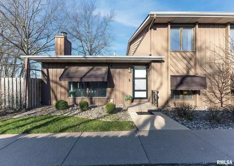 1115 48th Ave #8, East Moline, IL 61244