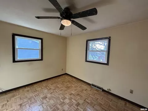 1002 6th Ave, Silvis, IL 61282 photo 15