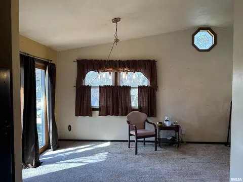 1002 6th Ave, Silvis, IL 61282 photo 13