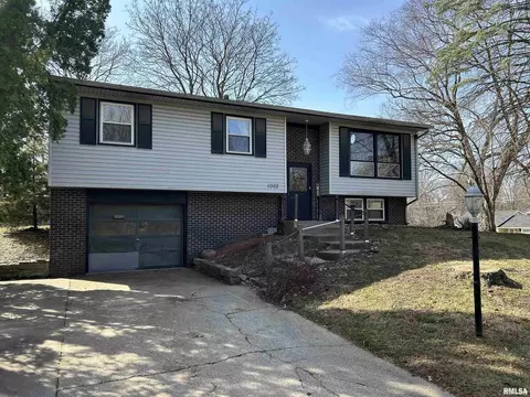 1002 6th Ave, Silvis, IL 61282