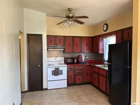 1002 6th Ave, Silvis, IL 61282 photo 12