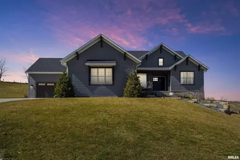 23888 281st Ave, Le Claire, IA 52753