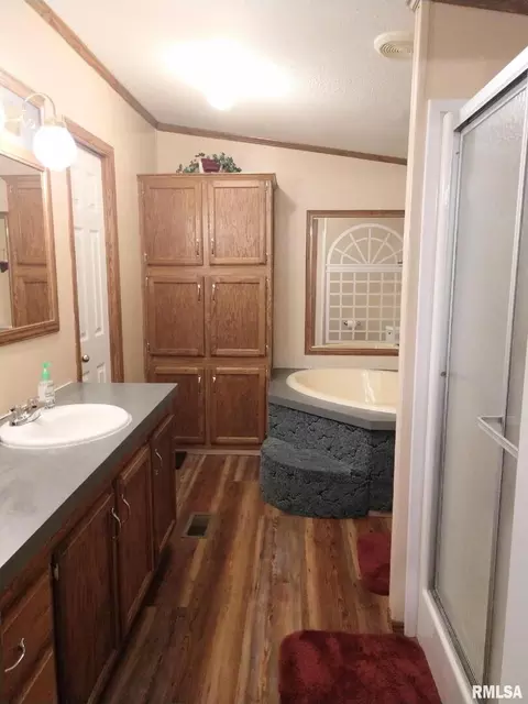 300 W 15th St, Christopher, IL 62822 photo 13