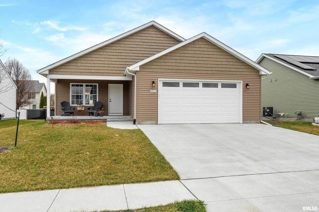 4712 W 12th St, Davenport, IA 52804
