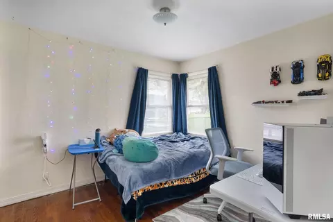 823 S Spring St, Geneseo, IL 61254 photo 6