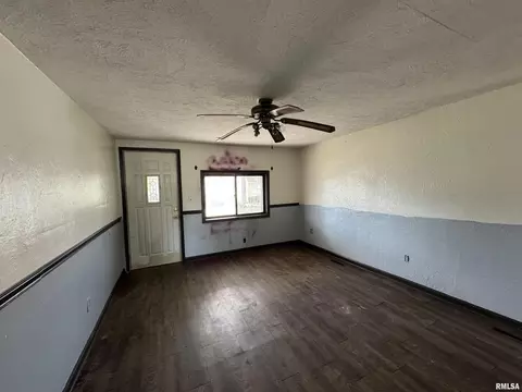920 N Walnut St, Kewanee, IL 61443 photo 6