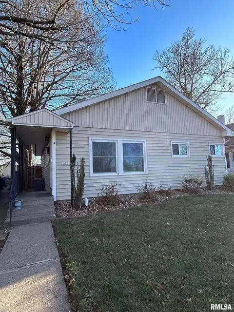 2628 Cherry St, Quincy, IL 62301