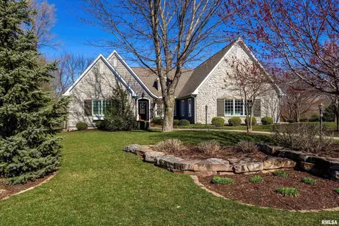 108 Whispering Creek Ln, Geneseo, IL 61254