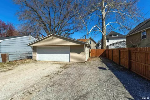 1725 12th St, Moline, IL 61265 photo 23