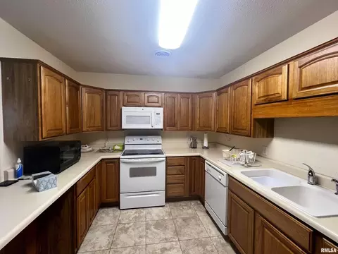 1507 Cheyenne Dr, Marion, IL 62959 photo 9