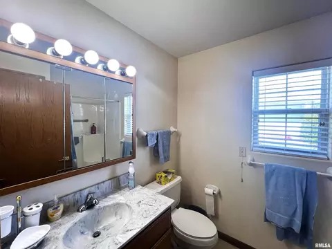 1507 Cheyenne Dr, Marion, IL 62959 photo 14