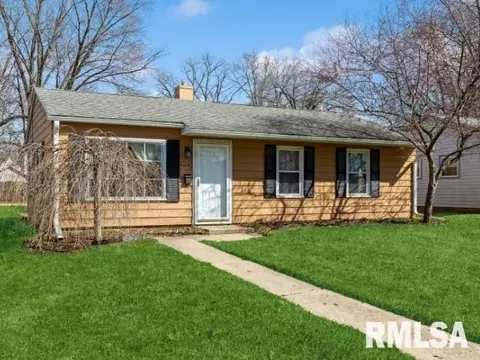 405 Goodell Ct, Rock Falls, IL 61071