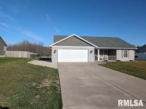 1002 13th St, Rapids City, IL 61278