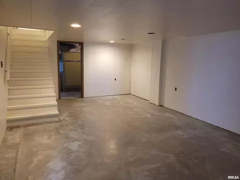 101 W Park St, Camp Point, IL 62320 photo 12