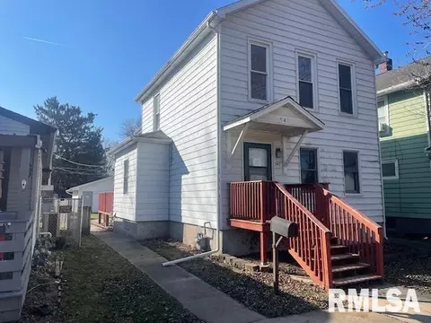 547 4th Ave S, Clinton, IA 52732