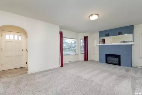 1328 19th Ave, Moline, IL 61265 photo 12