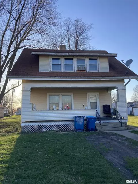 205 N School St, Atkinson, IL 61235