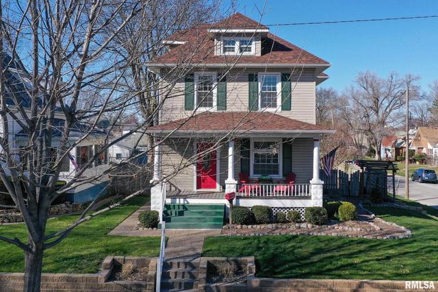 1404 W Pleasant St, Davenport, IA 52804