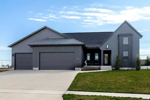 6745 Joseph Way, Bettendorf, IA 52722