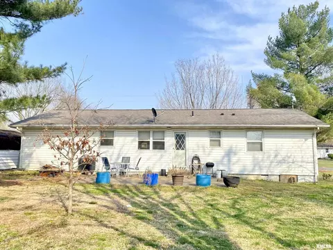 1902 N State St, Marion, IL 62959 photo 16