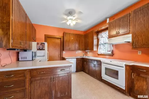 404 SE 5th St, Aledo, IL 61231 photo 14