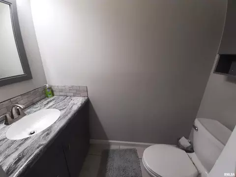 9041 Martin St, Christopher, IL 62822 photo 30
