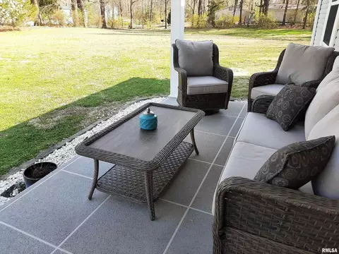 9041 Martin St, Christopher, IL 62822 photo 5