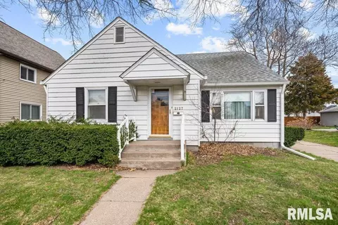 2127 Jefferson Ave, Davenport, IA 52803