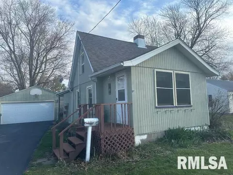417 E Chestnut St, Geneseo, IL 61254 photo 3