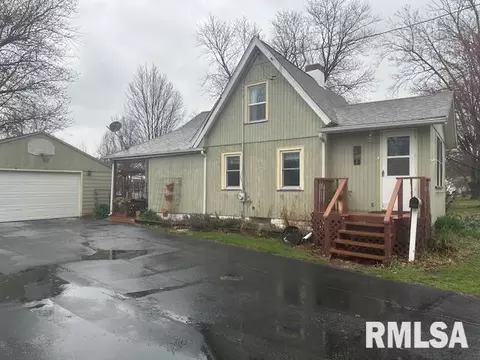 417 E Chestnut St, Geneseo, IL 61254