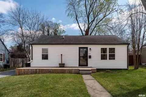 325 S 4th St, Marion, IL 62959