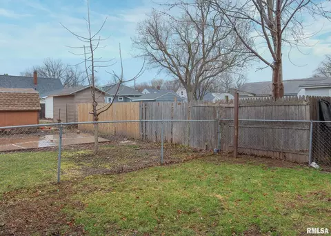 1611 28th Ave, Moline, IL 61265 photo 36