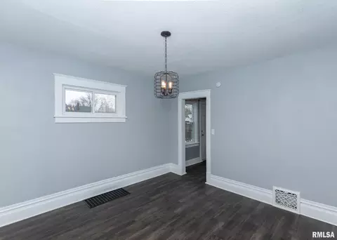 1611 28th Ave, Moline, IL 61265 photo 11